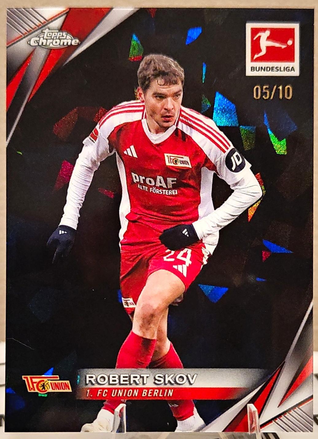 Robert Skov [Black Refractor] #9