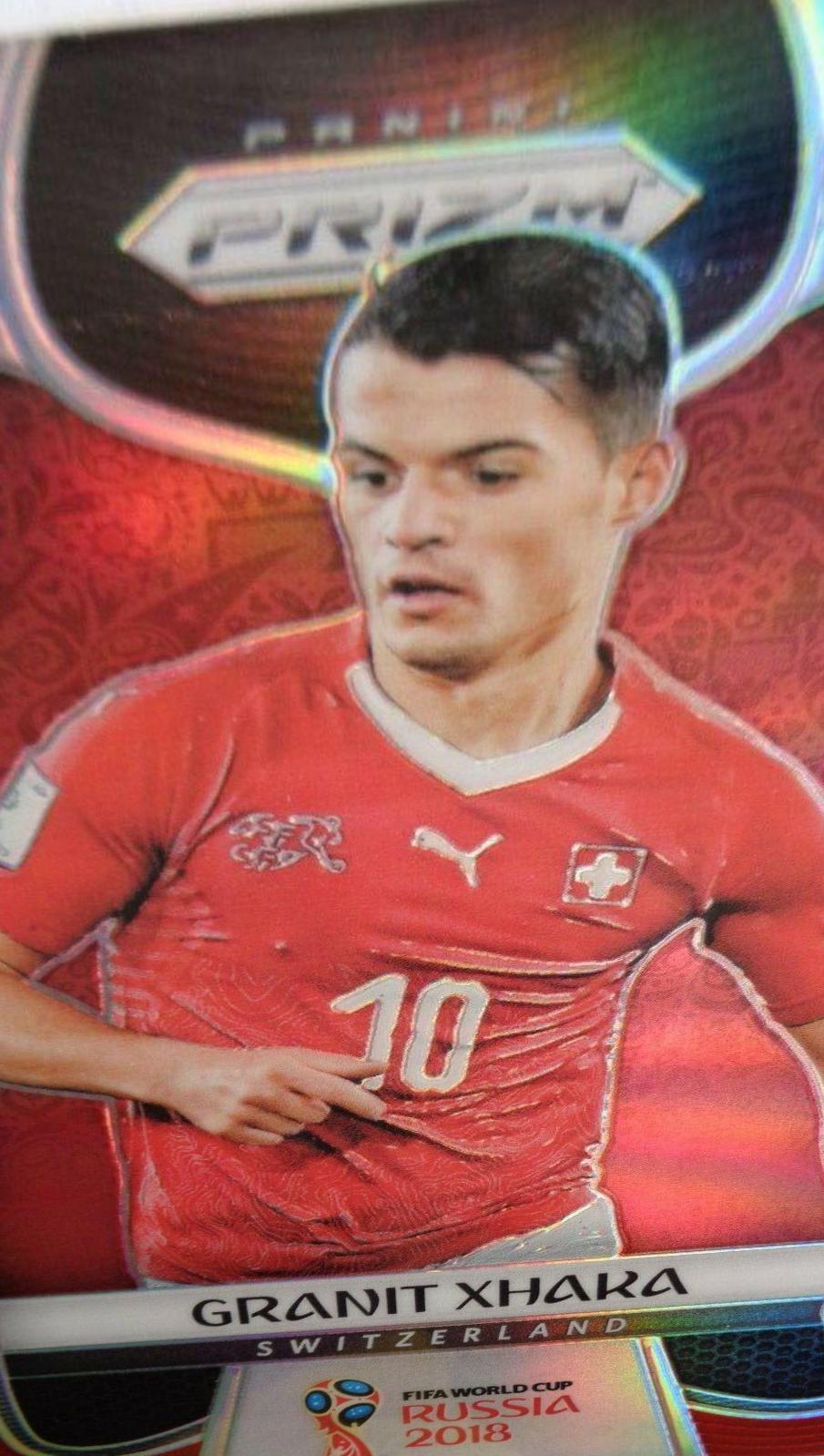 Granit Xhaka [Red Prizm] #243
