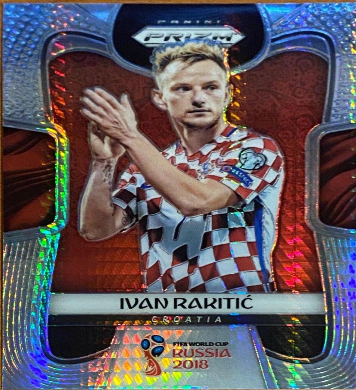 Ivan Rakitic [Hyper Prizm] #228