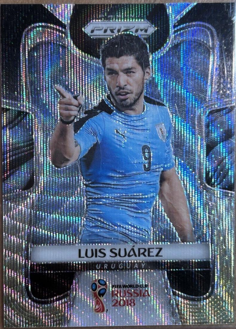 Luis Suarez [Black & Gold Wave] #214