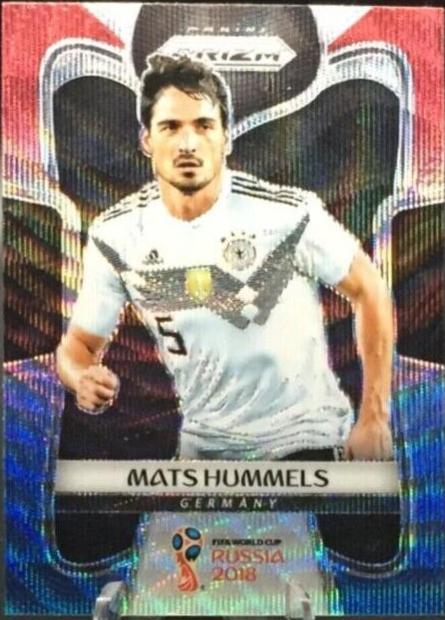 Mats Hummels [Red & Blue Wave] #95