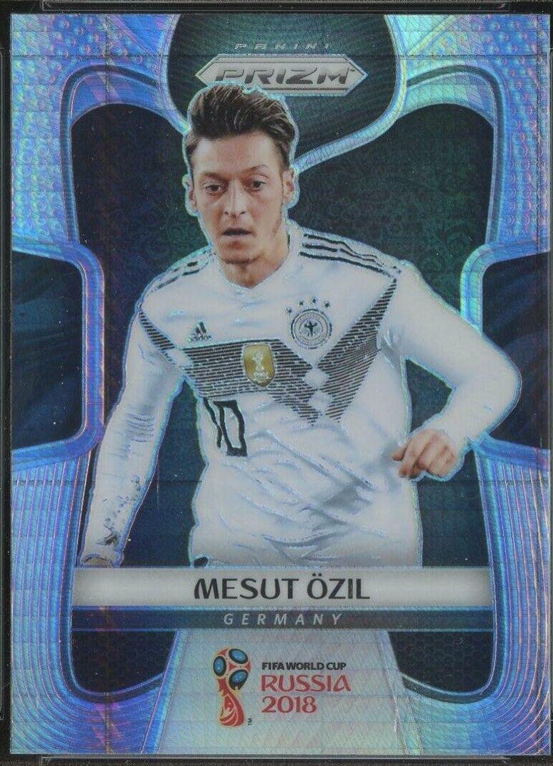 Mesut Ozil [Hyper Prizm] #96