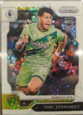Onel Hernandez [White Sparkle] #285