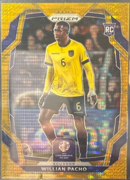 Willian Pacho [Gold] #68