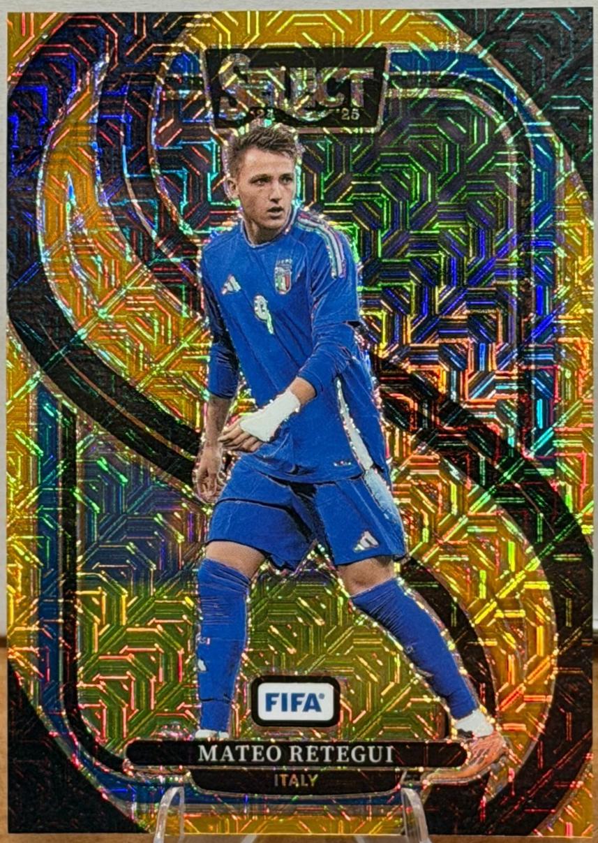 Mateo Retegui [Gold Mojo] #185