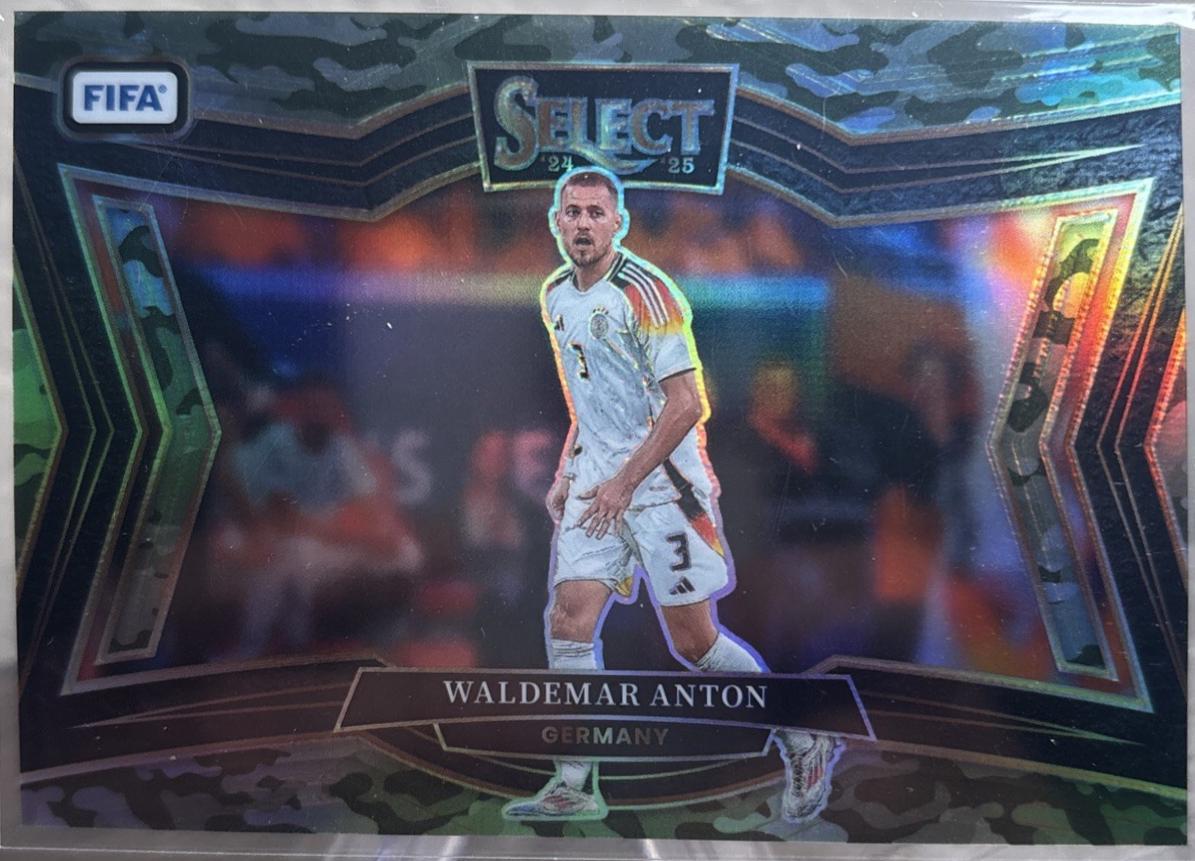 Waldemar Anton [Camo] #243