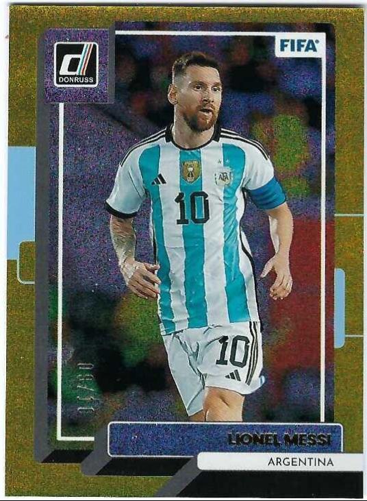 Lionel Messi [Gold] #10