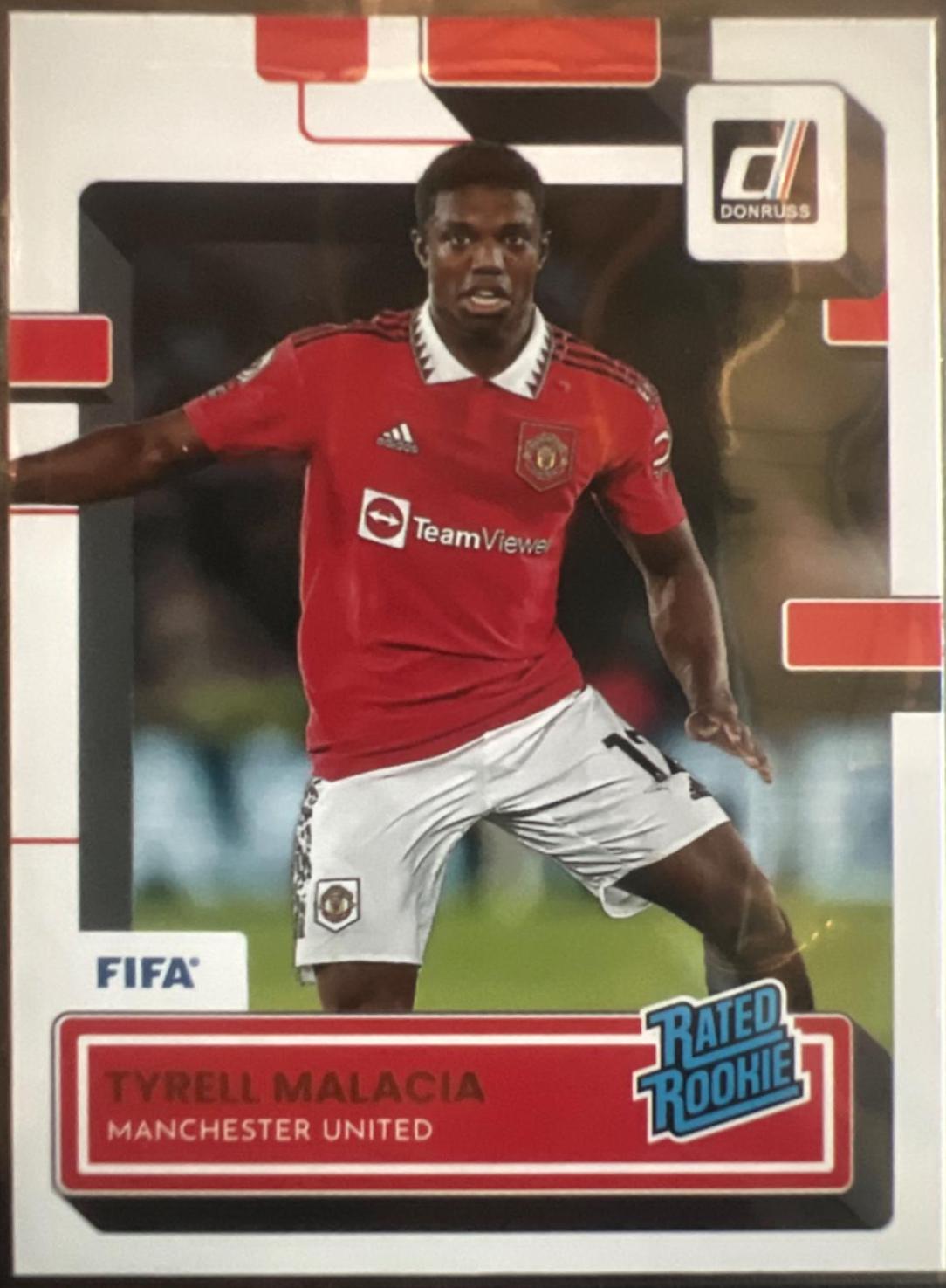 Tyrell Malacia #200