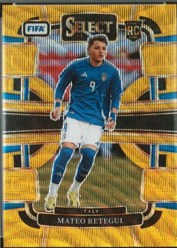 Mateo Retegui [Wave Gold] #90