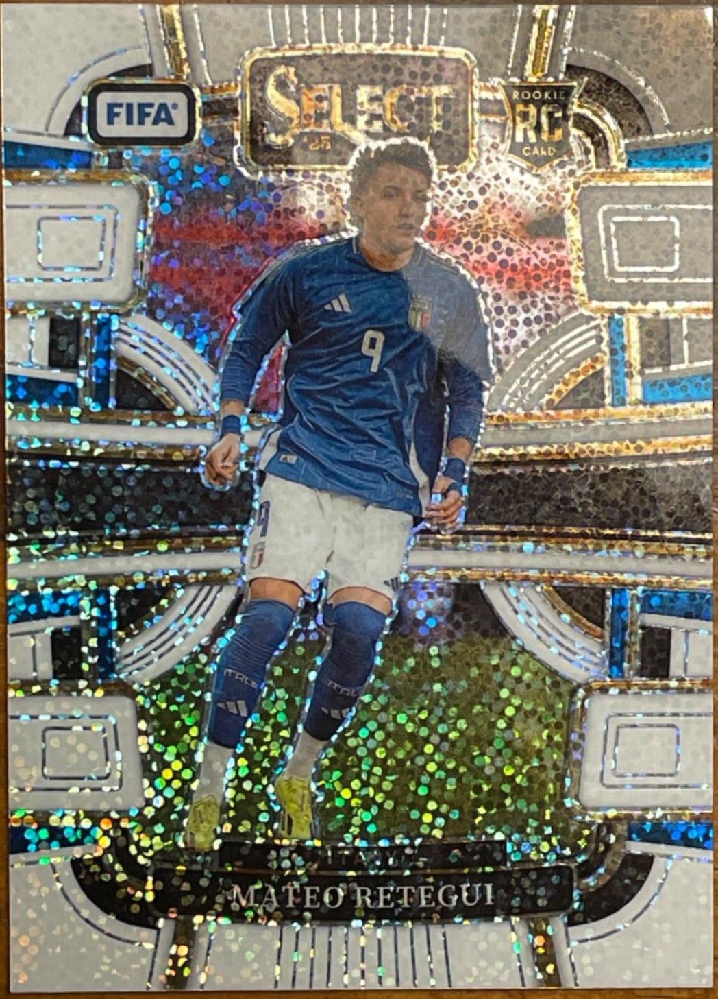 Mateo Retegui [White Sparkle] #90