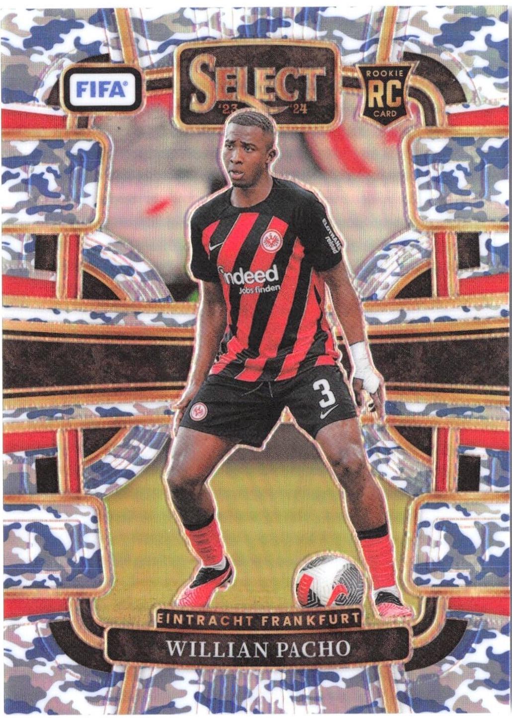 Willian Pacho [Winter Camo] #32