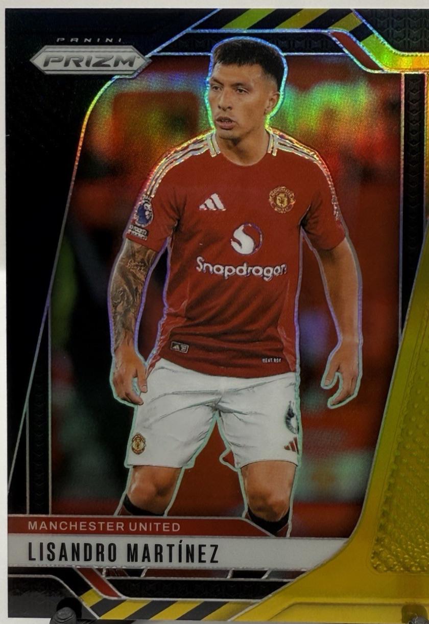 Lisandro Martinez [Black Gold] #136