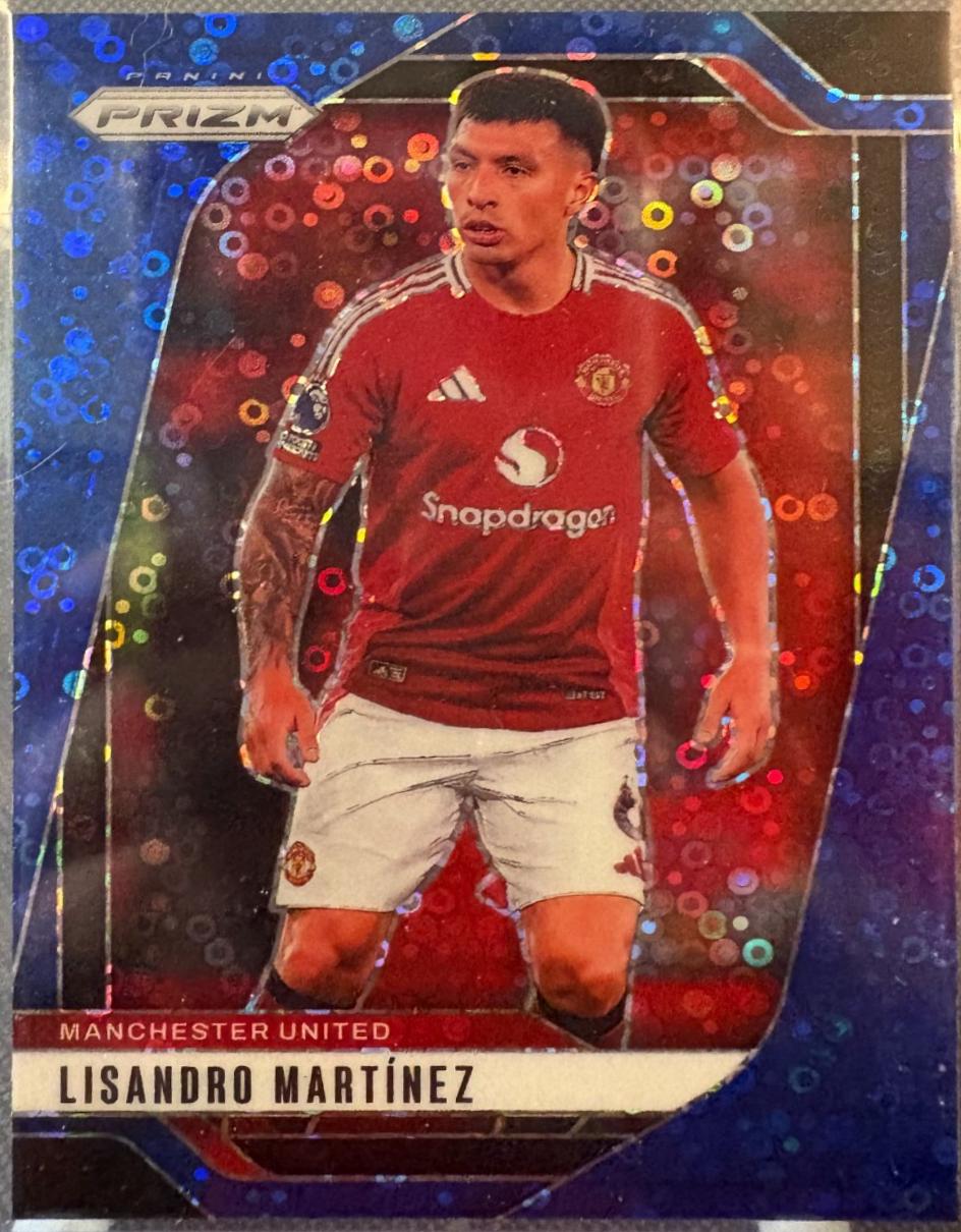 Lisandro Martinez [Blue Breakaway] #136