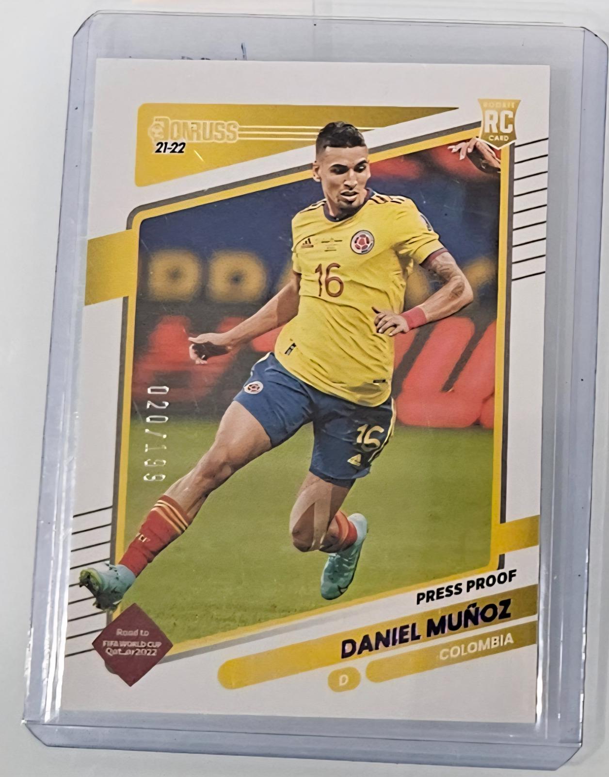 Daniel Munoz [Press Proof Purple] #32