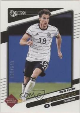 Leon Goretzka [Press Proof Gold] #69