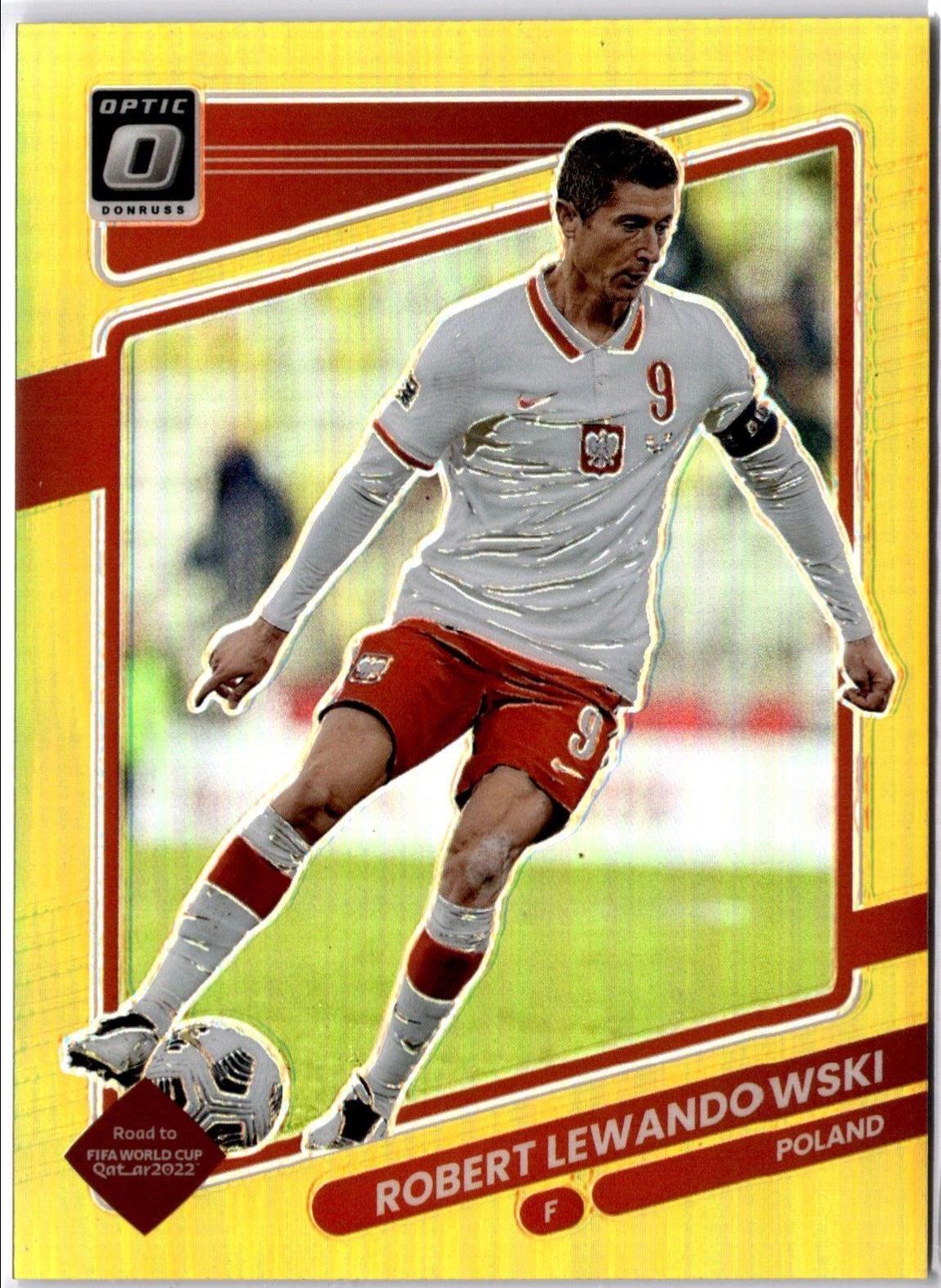 Robert Lewandowski [Optic Gold] #108