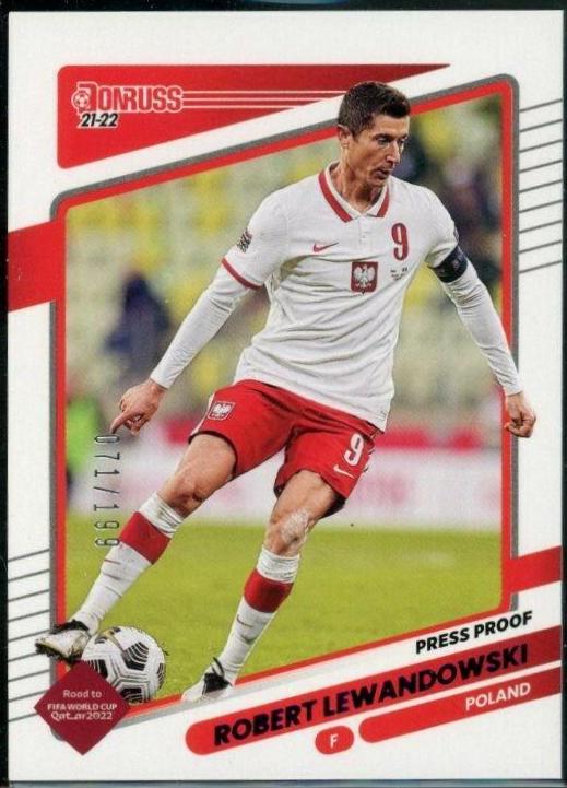 Robert Lewandowski [Press Proof Purple] #108