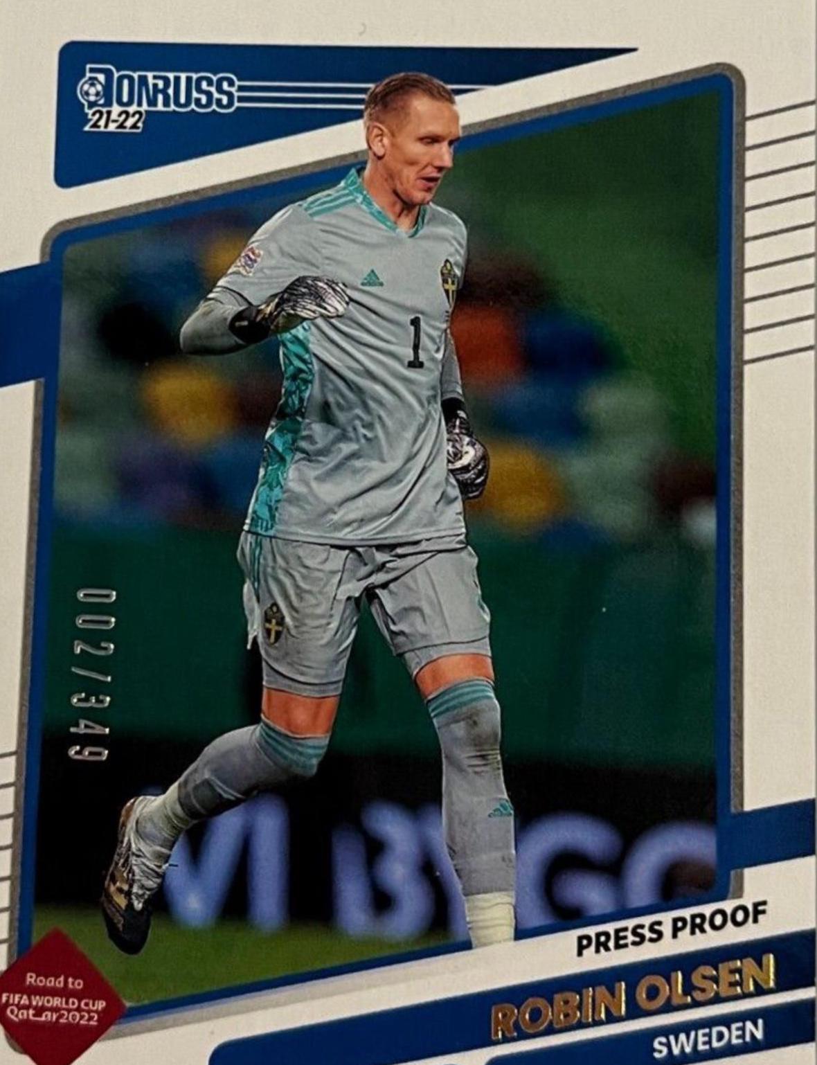 Robin Olsen [Press Proof Gold] #156