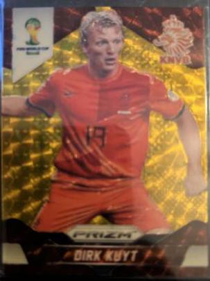 Dirk Kuyt [Gold Powe Prizm] #34