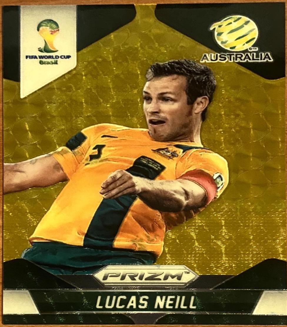 Lucas Neill [Gold Powe Prizm] #15