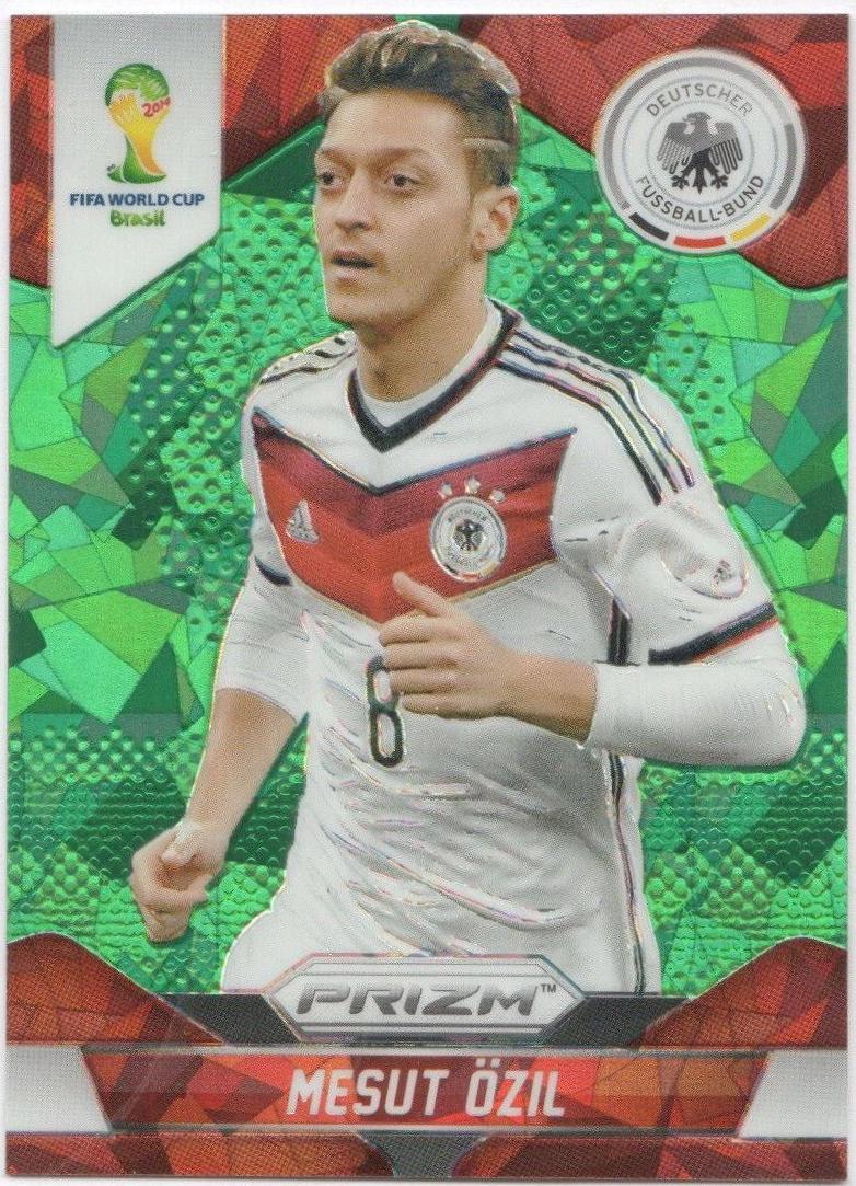 Mesut Ozil [Green Crystal Prizm] #88