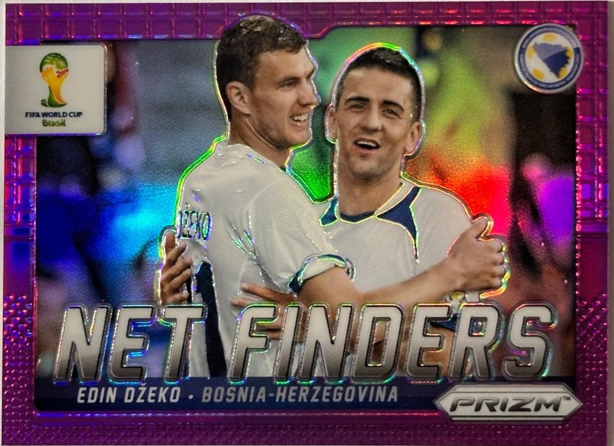 Edin Dzeko [Blue & Red Wave Prizm] #4
