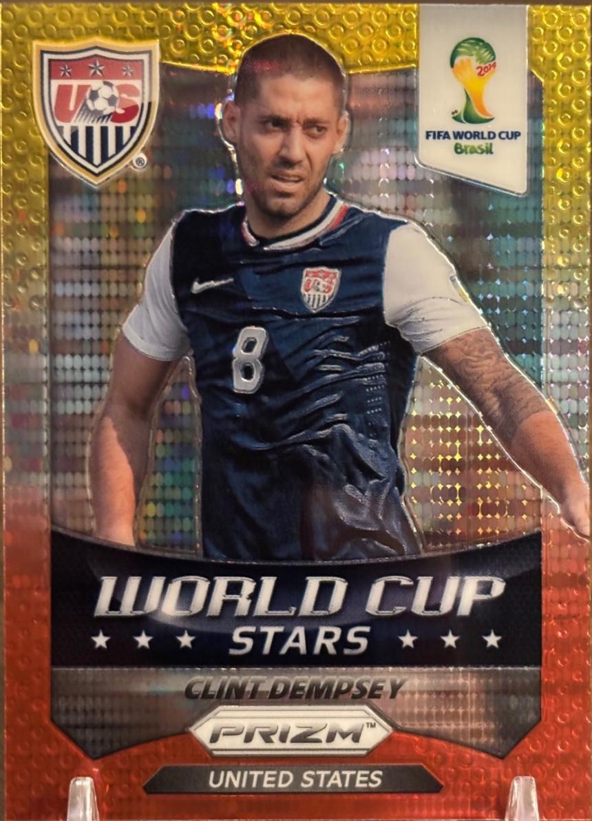 Clint Dempsey [Red Prizm] #38