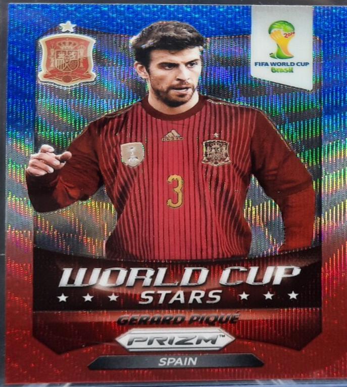 Gerard Pique [Blue Prizm] #32