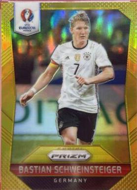 Bastian Schweinsteiger [Gold Prizm] #46