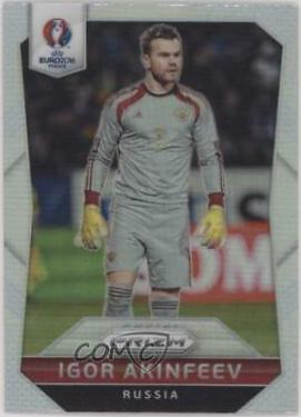 Igor Akinfeev [Silver Prizm] #169