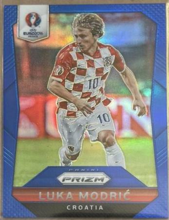 Luka Modric [Blue Prizm] #180