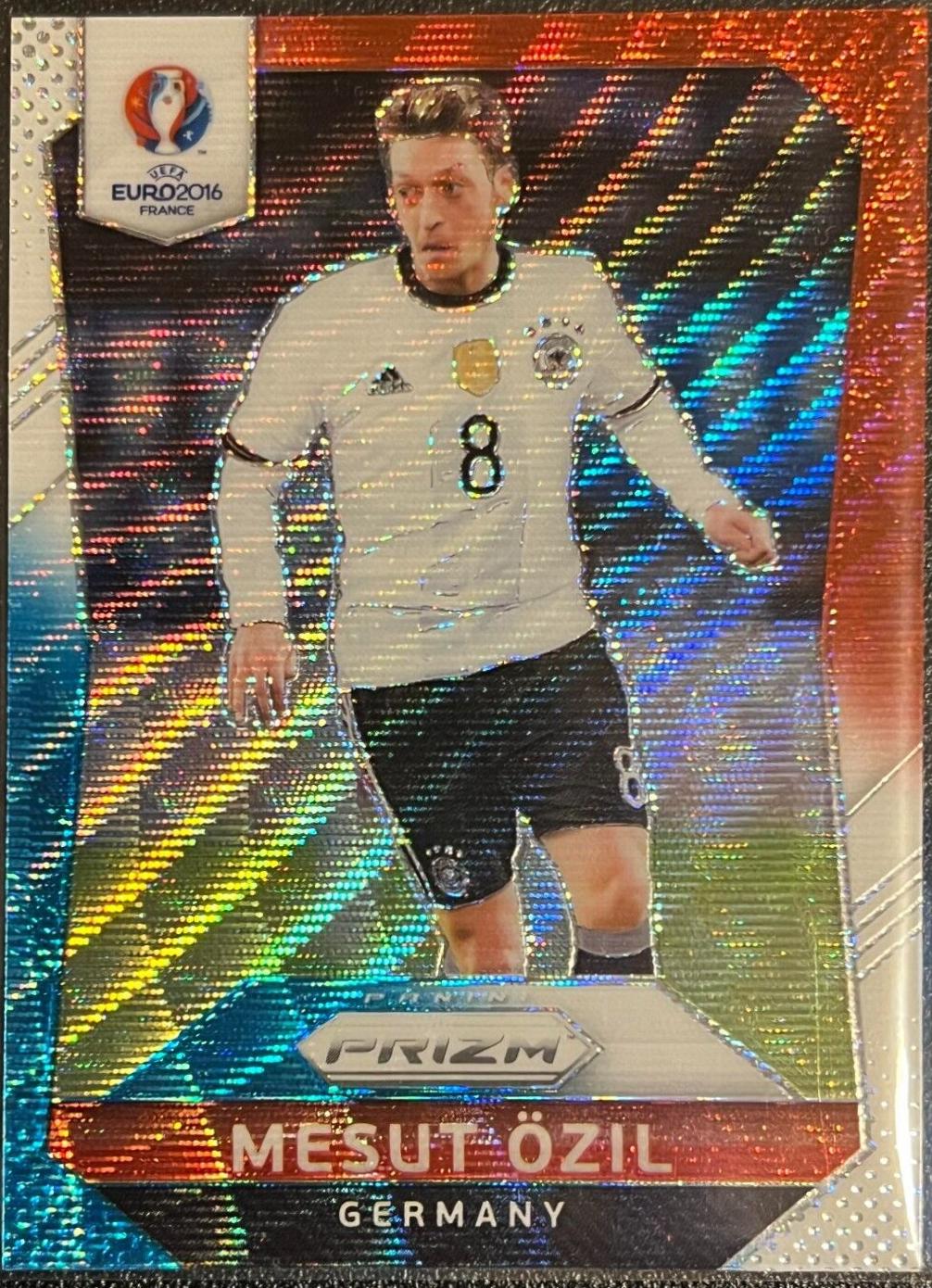 Mesut Ozil [Red & Light Blue Prizm] #50
