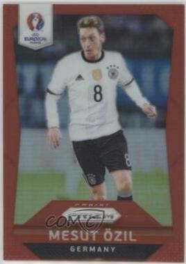 Mesut Ozil [Red Prizm] #50