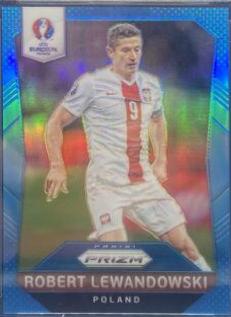 Robert Lewandowski [Light Blue Prizm] #138