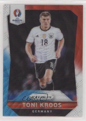 Toni Kroos [Red & Light Blue Prizm] #47