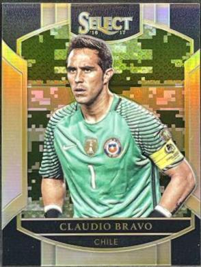 Claudio Bravo [Camo Prizm] #37