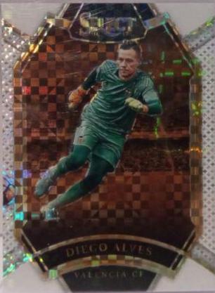 Diego Alves [White Prizm] #276