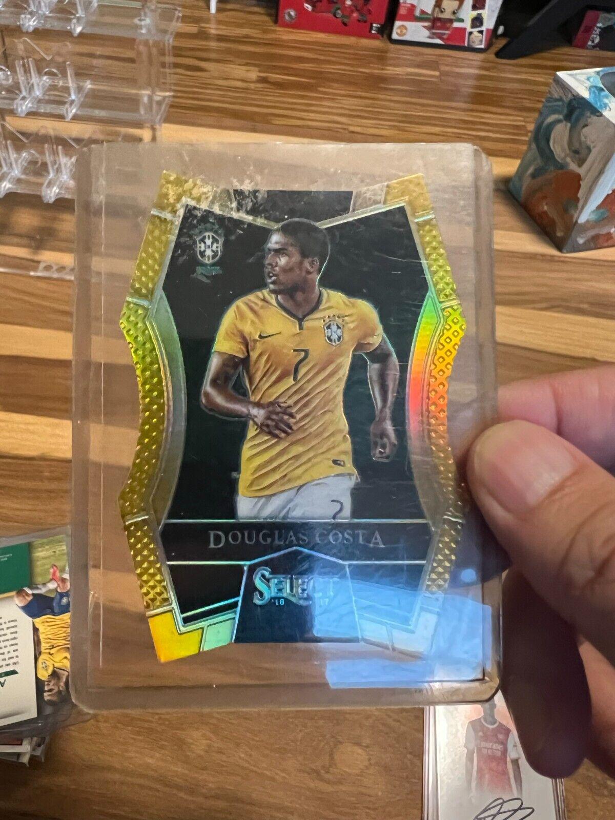 Douglas Costa [Gold Prizm Die Cut] #115