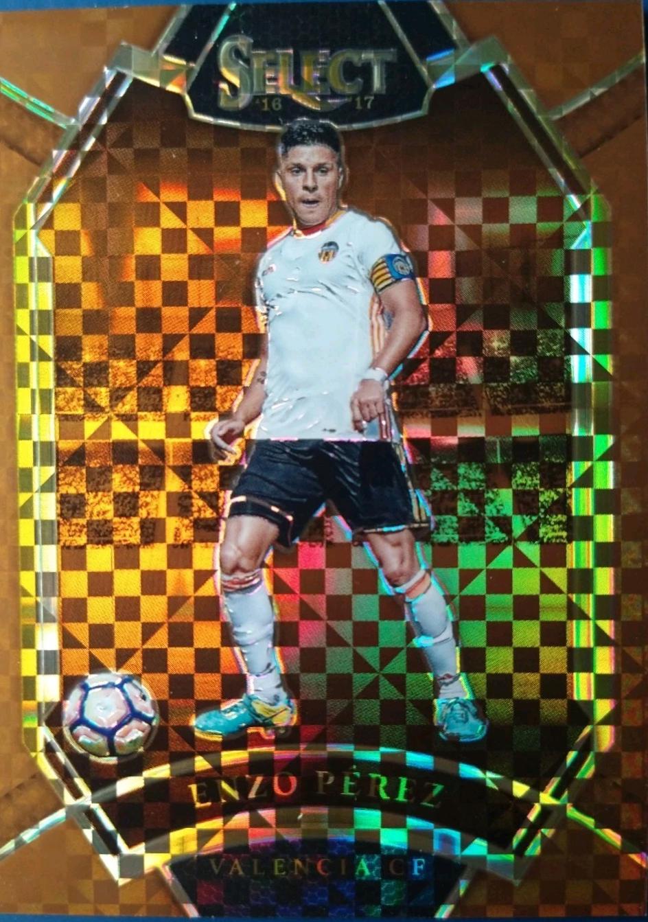 Enzo Perez [Gold Prizm] #260