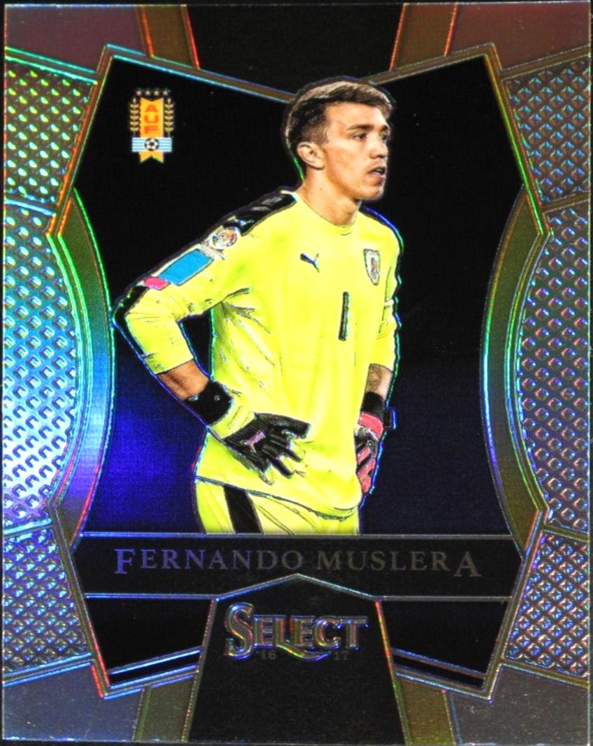 Fernando Muslera [Silver Prizm] #162
