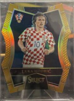 Luka Modric [Gold Prizm Die Cut] #118