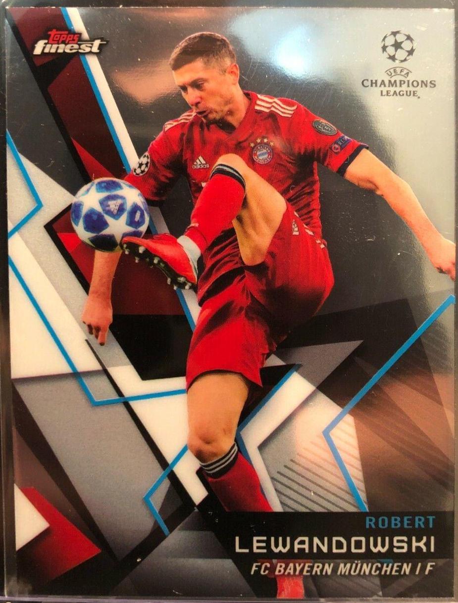 Robert Lewandowski #19