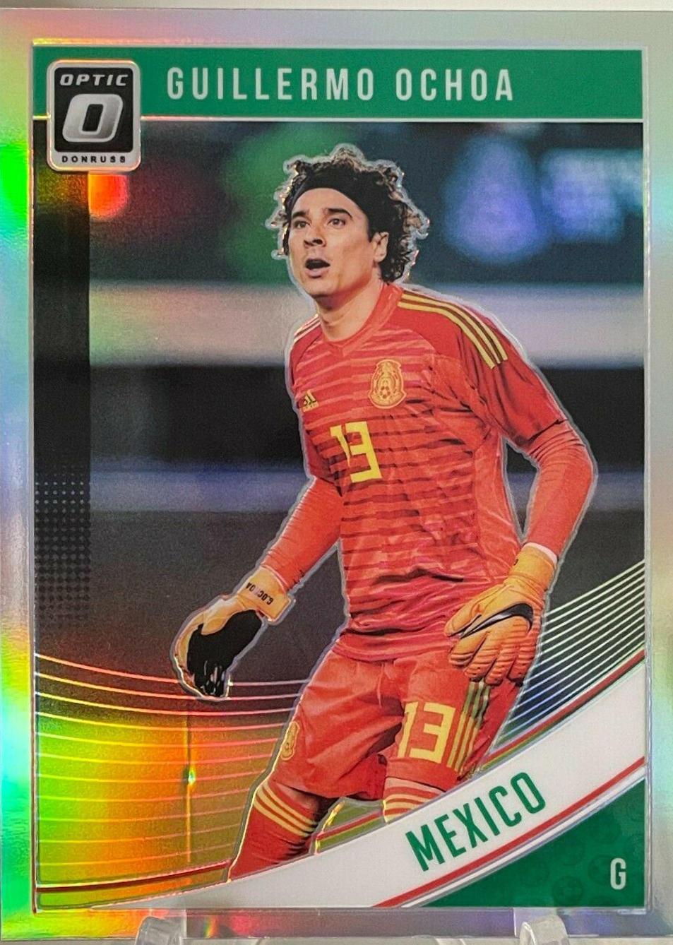 Guillermo Ochoa [Optic Holo] #153
