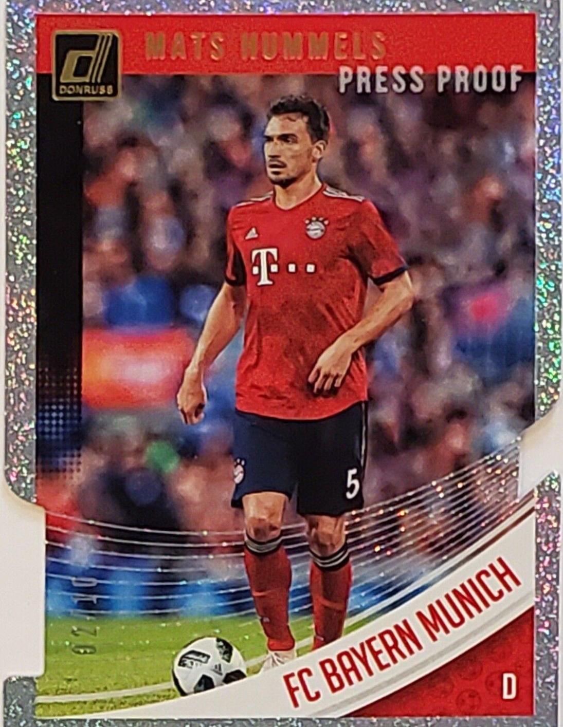 Mats Hummels [Press Proof Gold Die Cut] #22