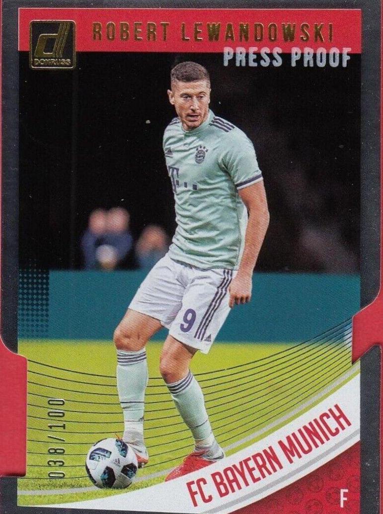 Robert Lewandowski [Press Proof Die Cut] #17