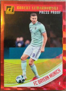 Robert Lewandowski [Press Proof Red] #17