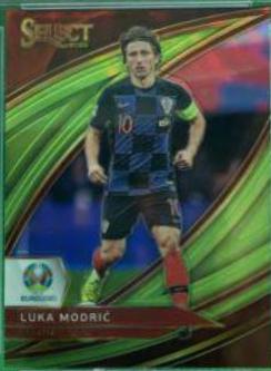 Luka Modric [SP Neon Green Prizm] #179