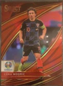 Luka Modric [SP Red Prizm] #179