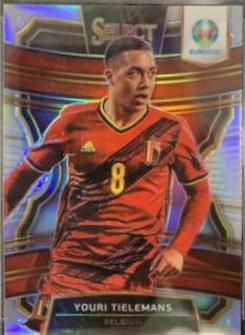 Youri Tielemans [Silver Prizm] #30