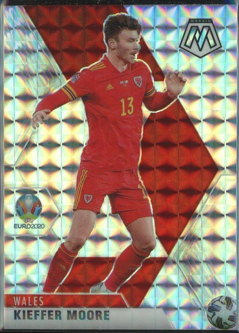 Kieffer Moore #198